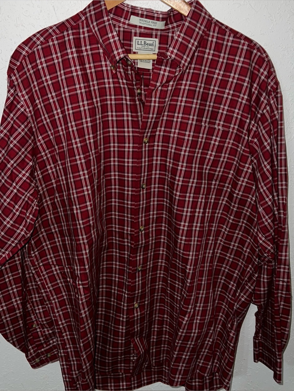 L.L. Bean Shirt Men Cotton Red Plaid Wrinkle Resistant Button Up Long Sleeve XL